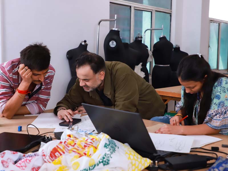 Fashion Design Techniques Workshop at IMS-DIA